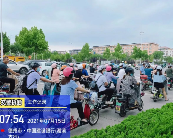 頭盔.jpg